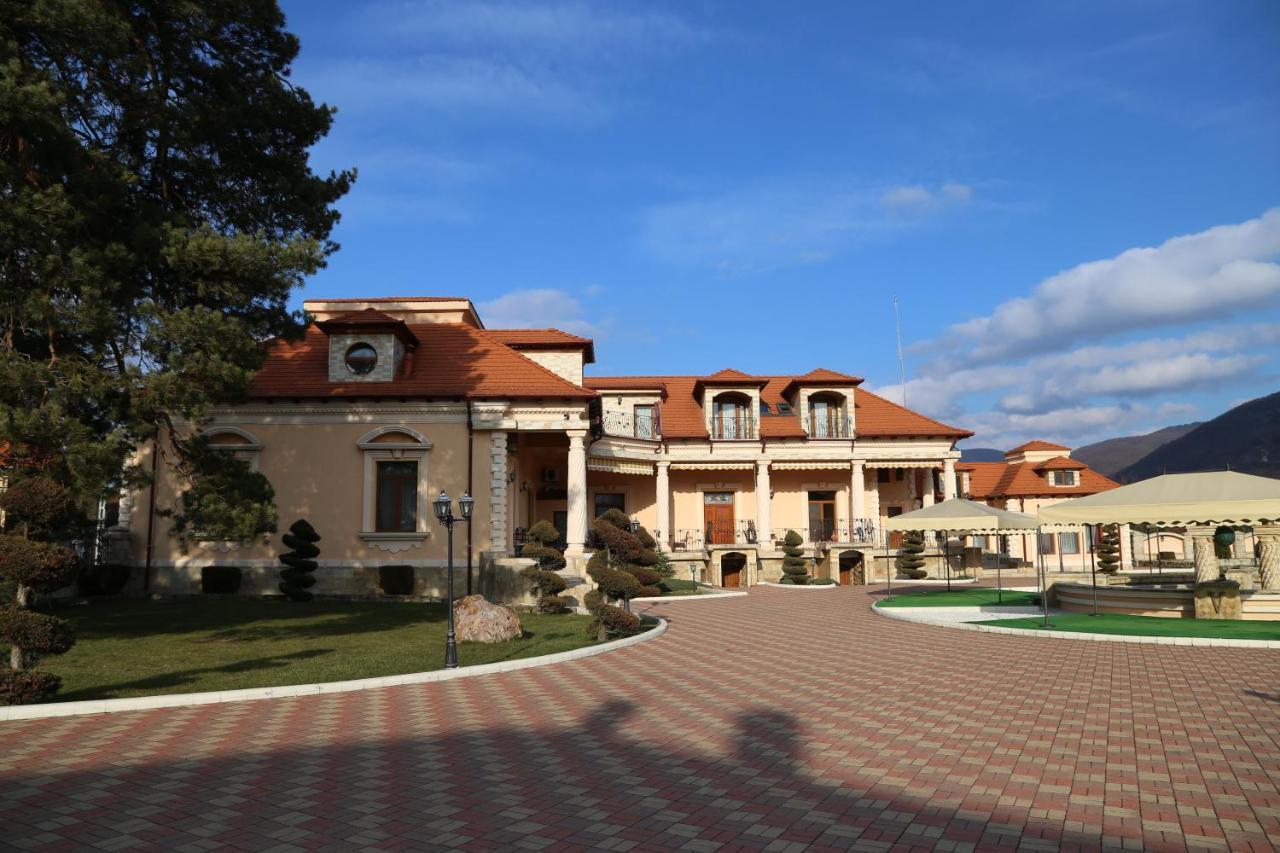 Pensiunea Trei Pini Seini Exterior foto